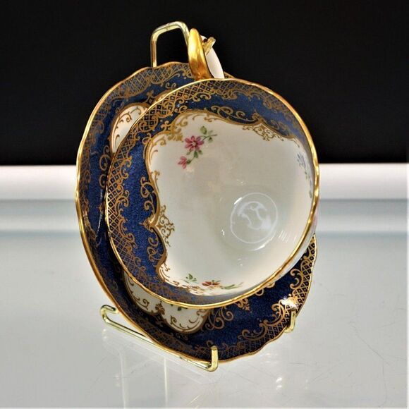 Crown Staffordshire A15841 Cobalt Blue And Gold Floral Tea Cup & Saucer Set - Picture 7 of 9